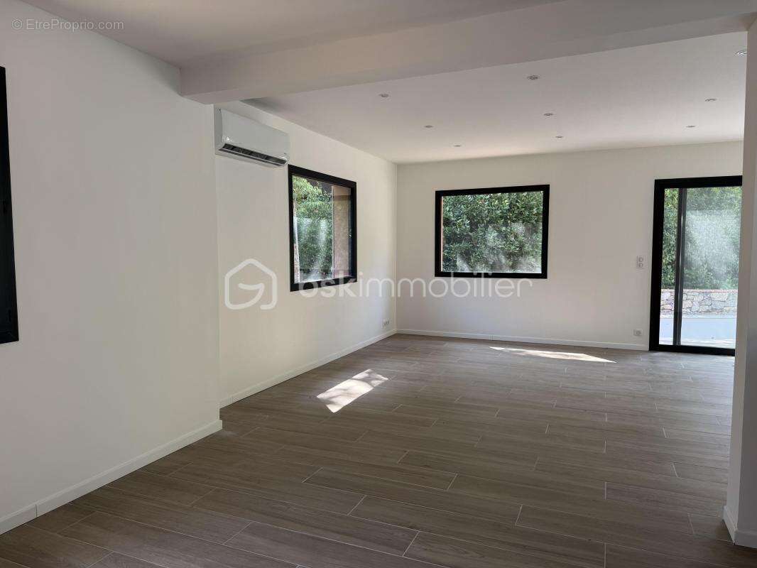 Maison neuve de 170 m2, 5 chambres, piscine, à toulon- quartier  la serinette - photo 8