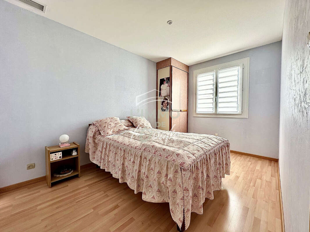 Maison à BRUGUIERES