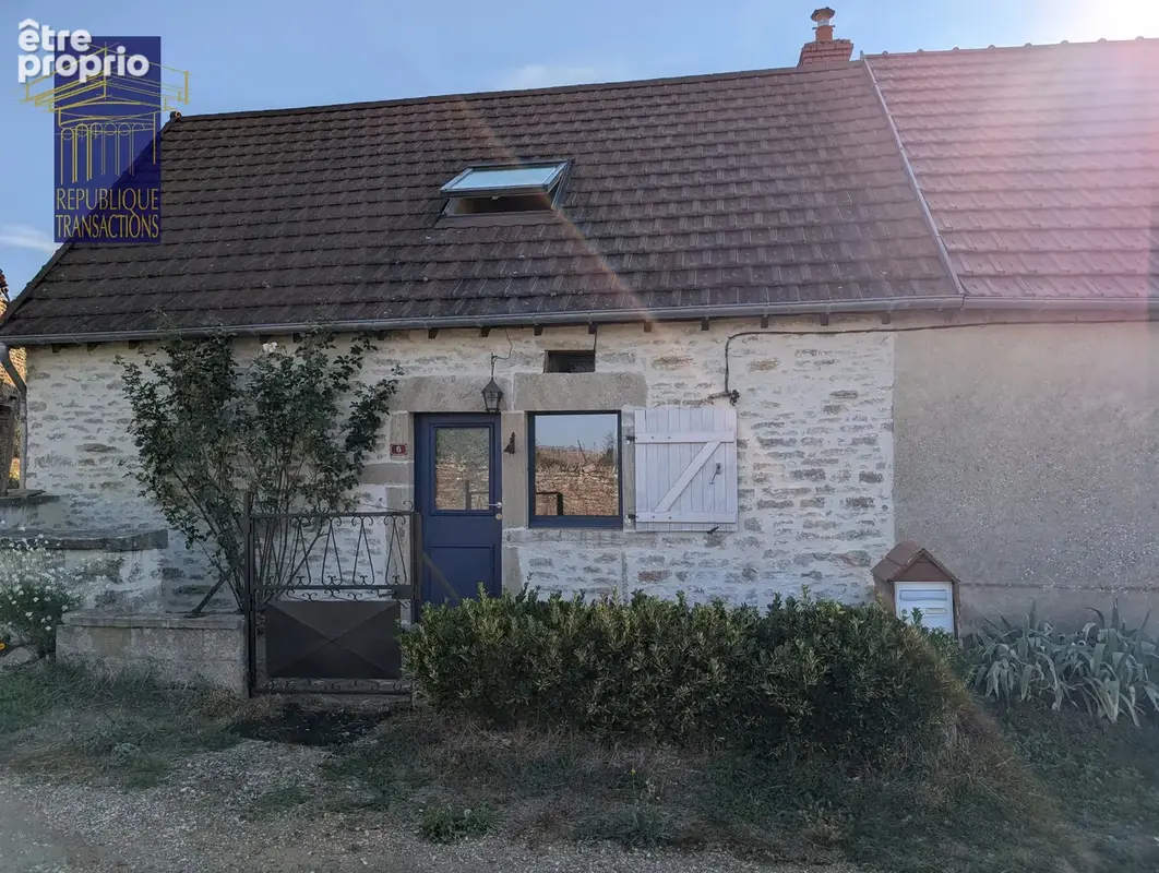 Maison de village avec dépendances – Allerey - photo 2