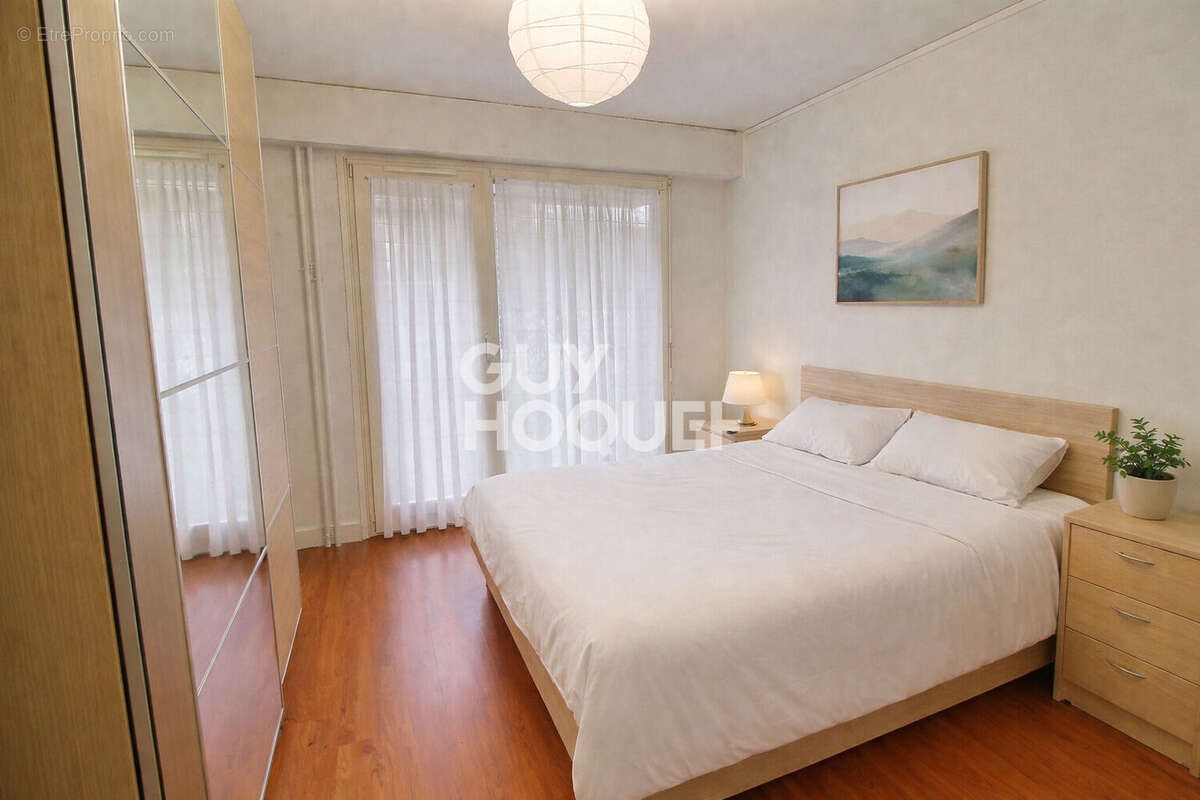 Appartement à CHAVILLE