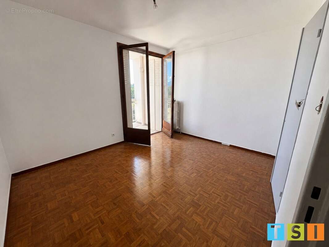 Appartement de type T3 - photo 3