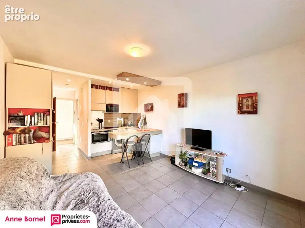 Studio 24 m2, terrasse, parc de 4 hectares, parkings - photo 2