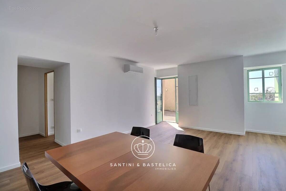 Appartement à ALATA