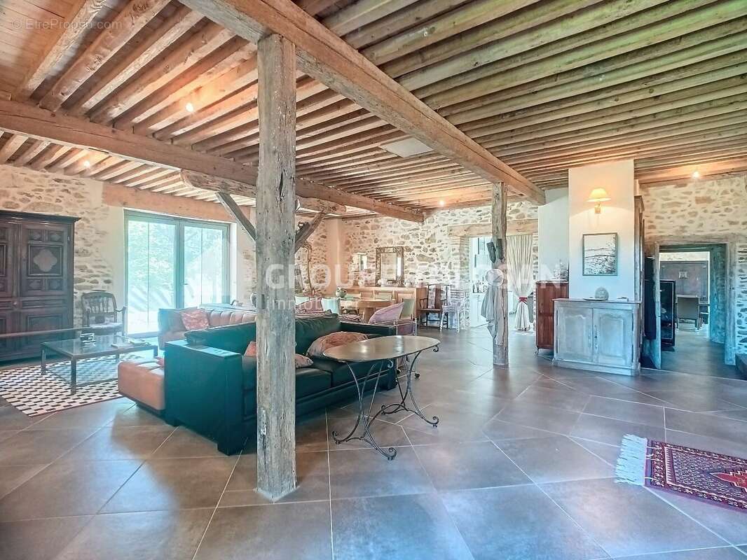 Revel secteur - photo 2