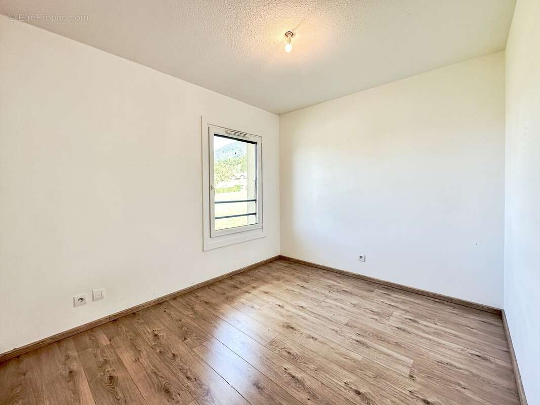 Appartement à PRESILLY