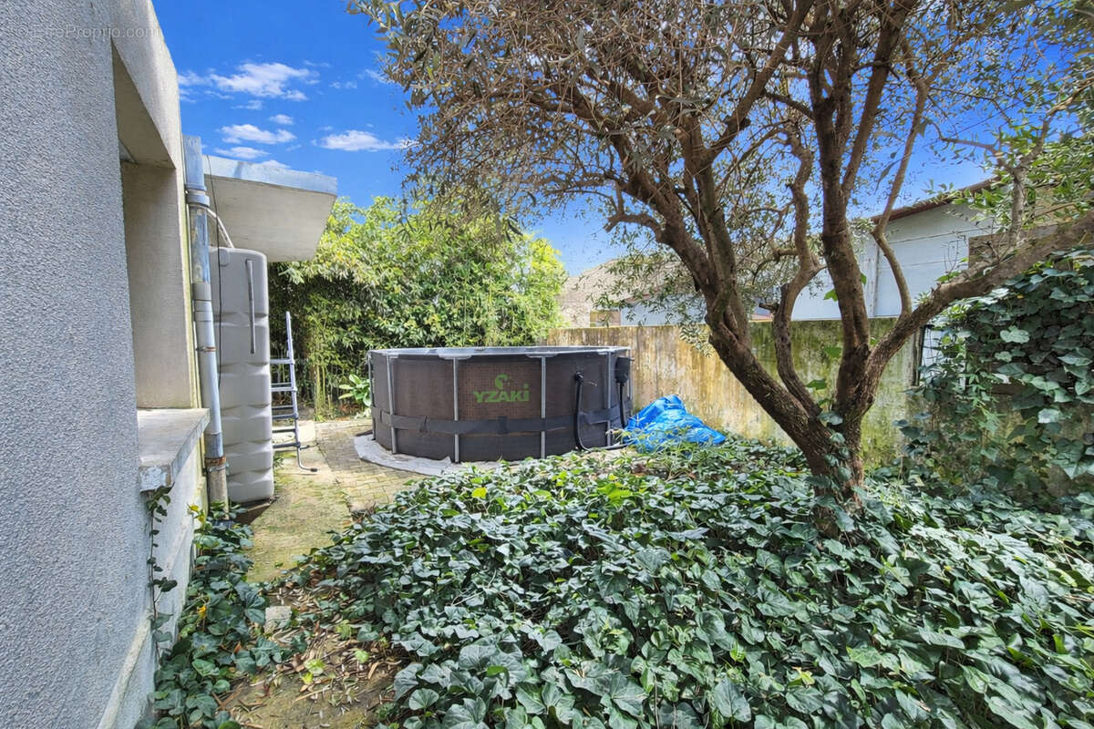 Maison familiale T8 secteur calme - photo 10