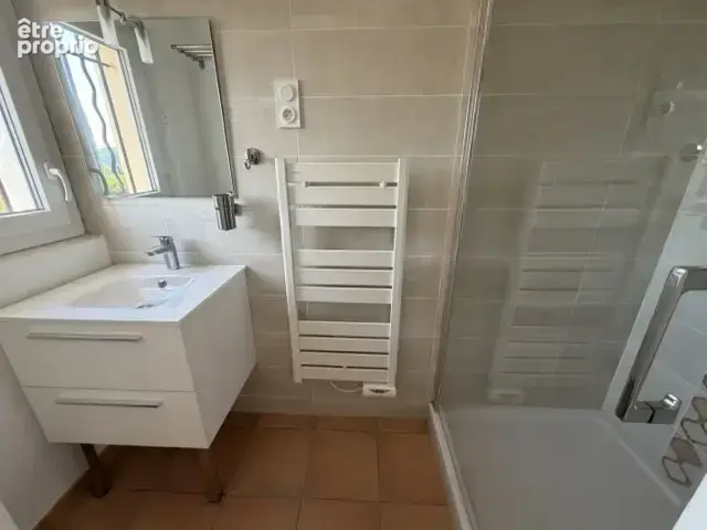Maison t6 avec terrasse et beau jardin a vendre sur eguilles - photo 14