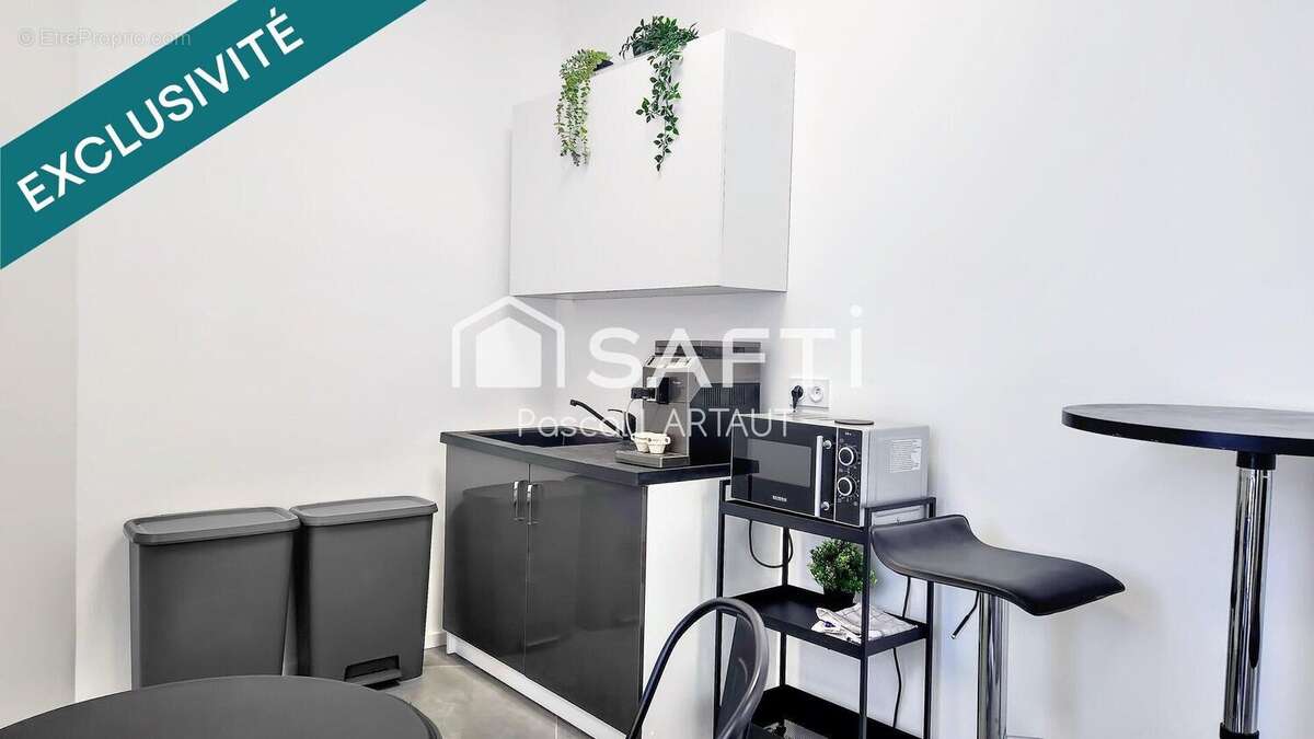 Photo 5 - Commerce à LONS-LE-SAUNIER