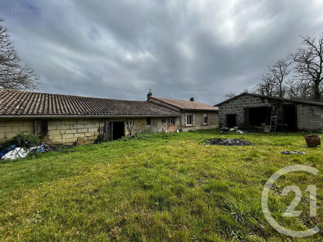 Maison 106 m² à Chamadelle  - photo 10