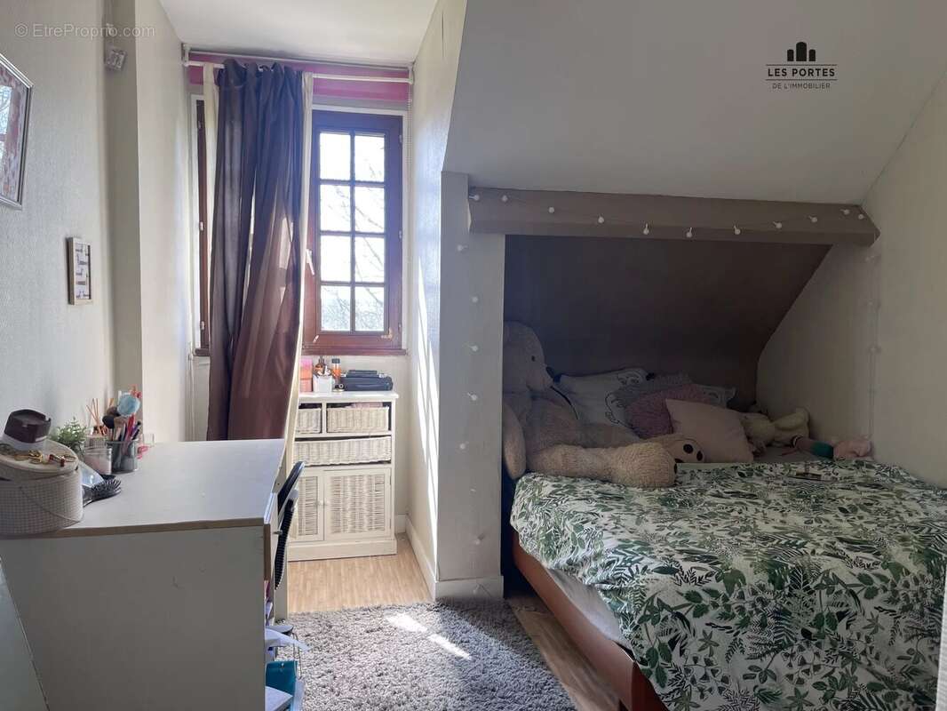 Maison à PRUNAY-SUR-ESSONNE