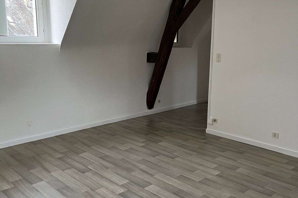 Appartement à POCE-SUR-CISSE