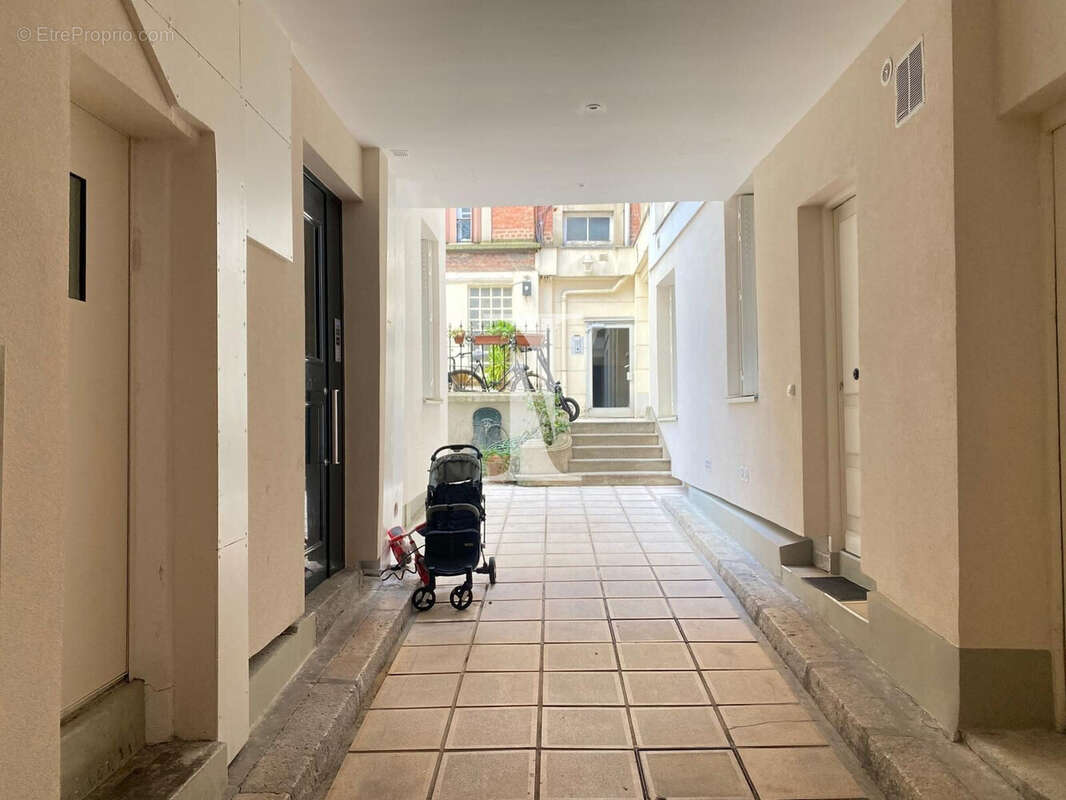 Appartement à PARIS-19E