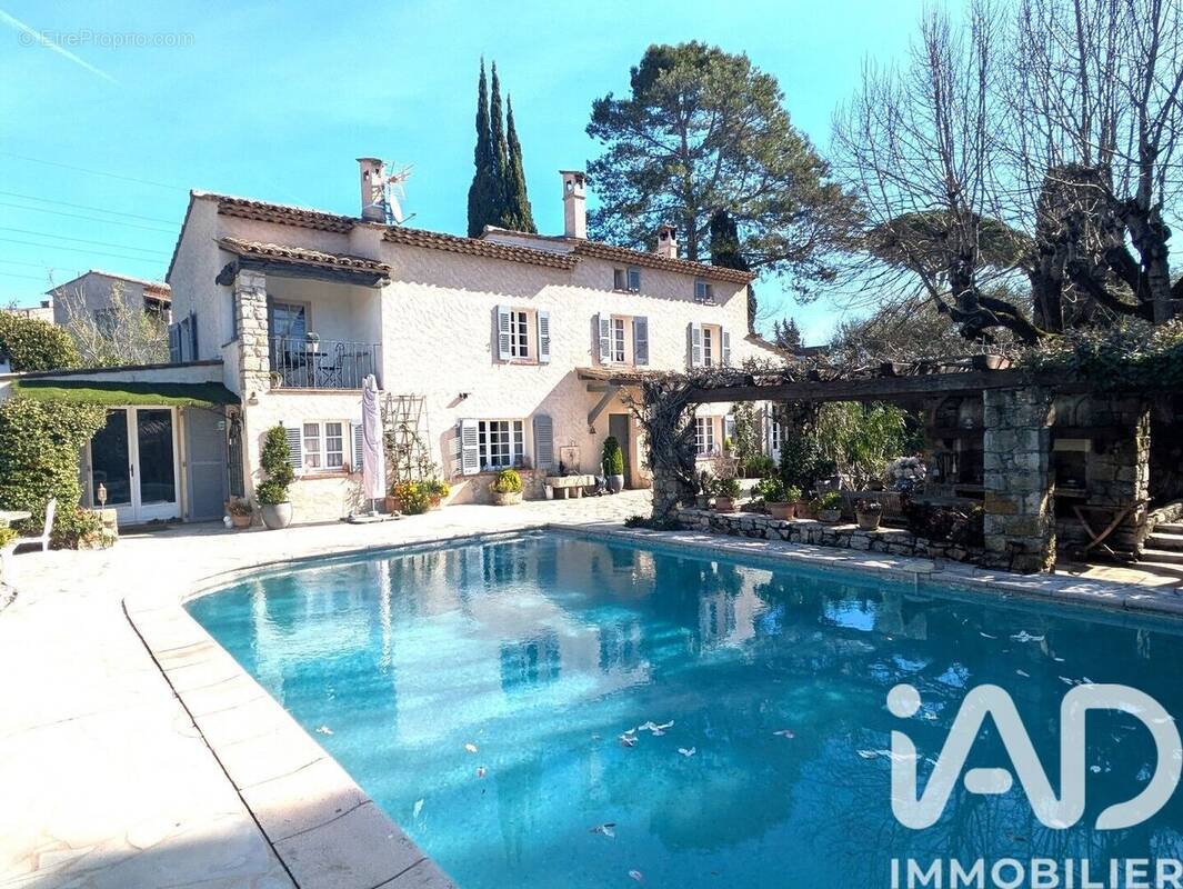 Photo 1 - Maison à MOUGINS