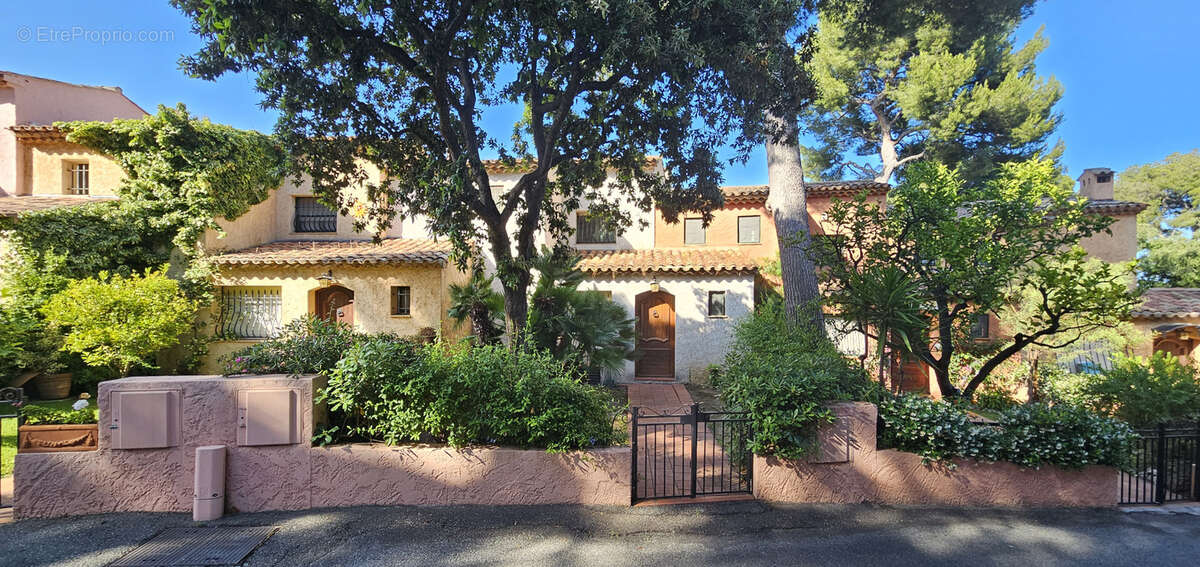 Maison à ROQUEBRUNE-CAP-MARTIN