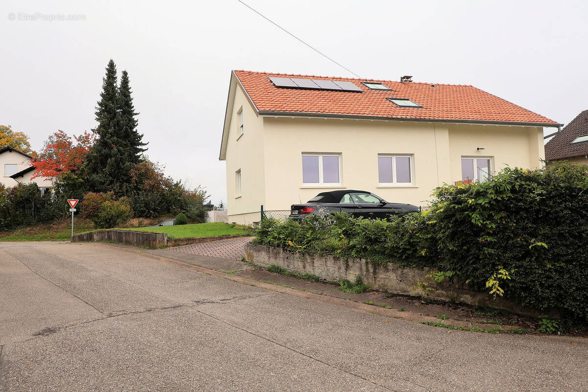 Maison à BUSCHWILLER