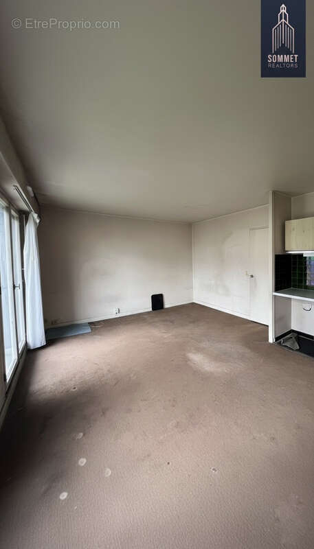 Appartement à PARIS-19E