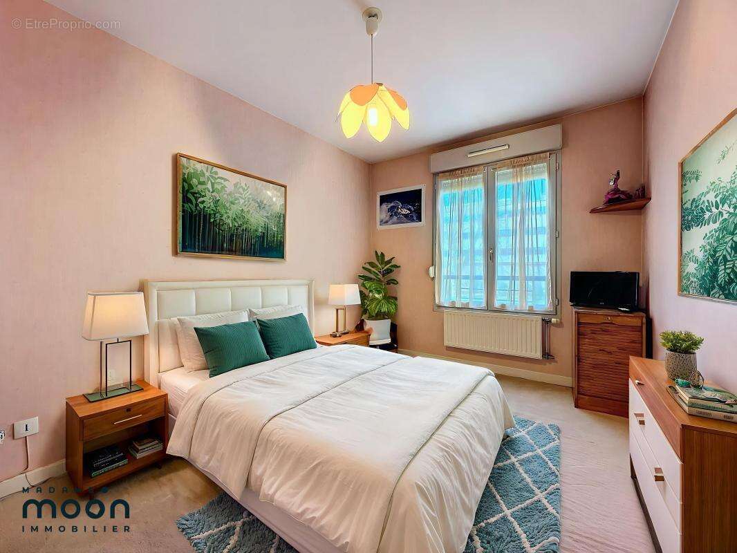 Appartement à LYON-8E