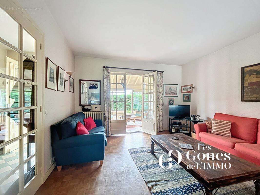 Maison à FRANCHEVILLE