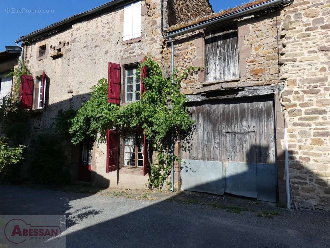 Maison à SALLES
