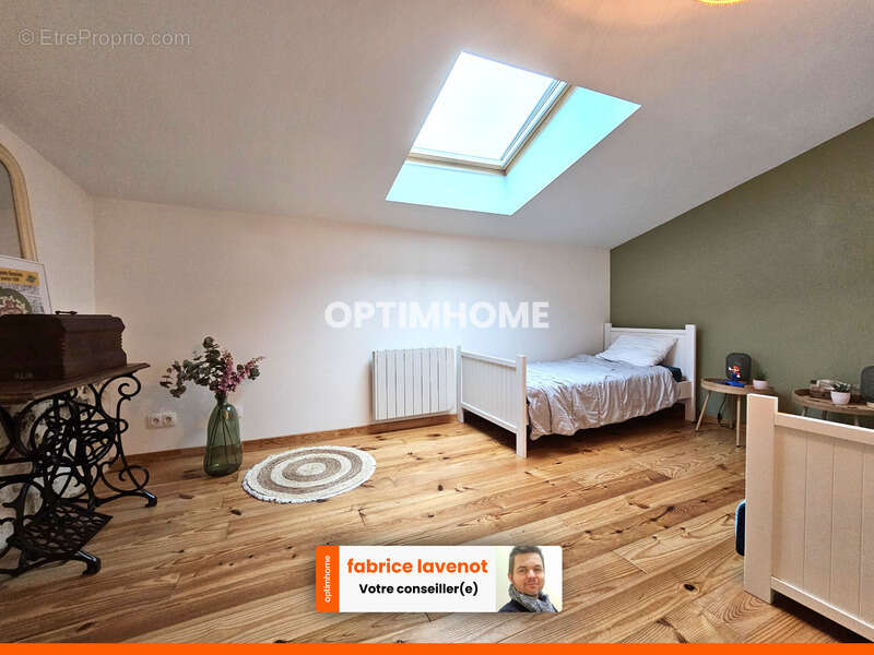 Appartement à GOND-PONTOUVRE