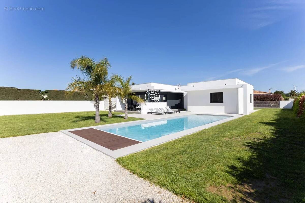 Maison à CORNEILLA-LA-RIVIERE