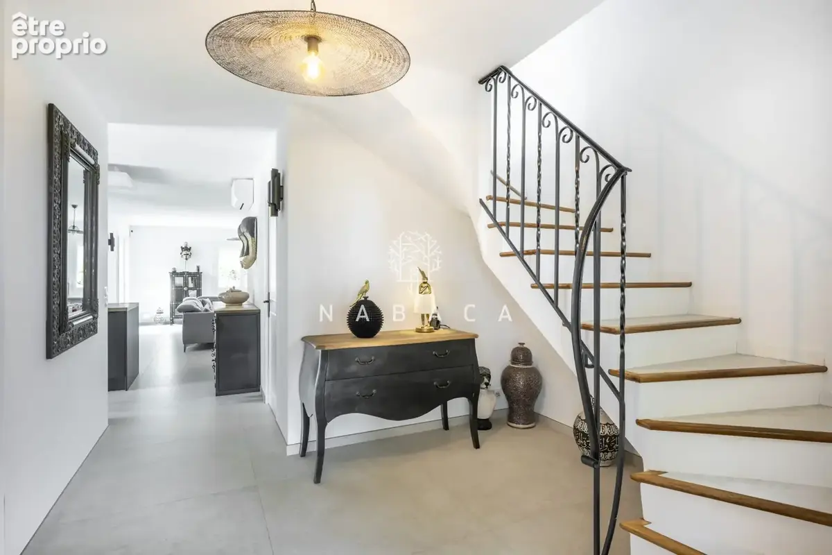 Maison 176 m² à Mouans-Sartoux  - photo 6