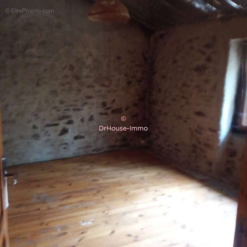 Maison 145 m² à Brives-Charensac  - photo 3
