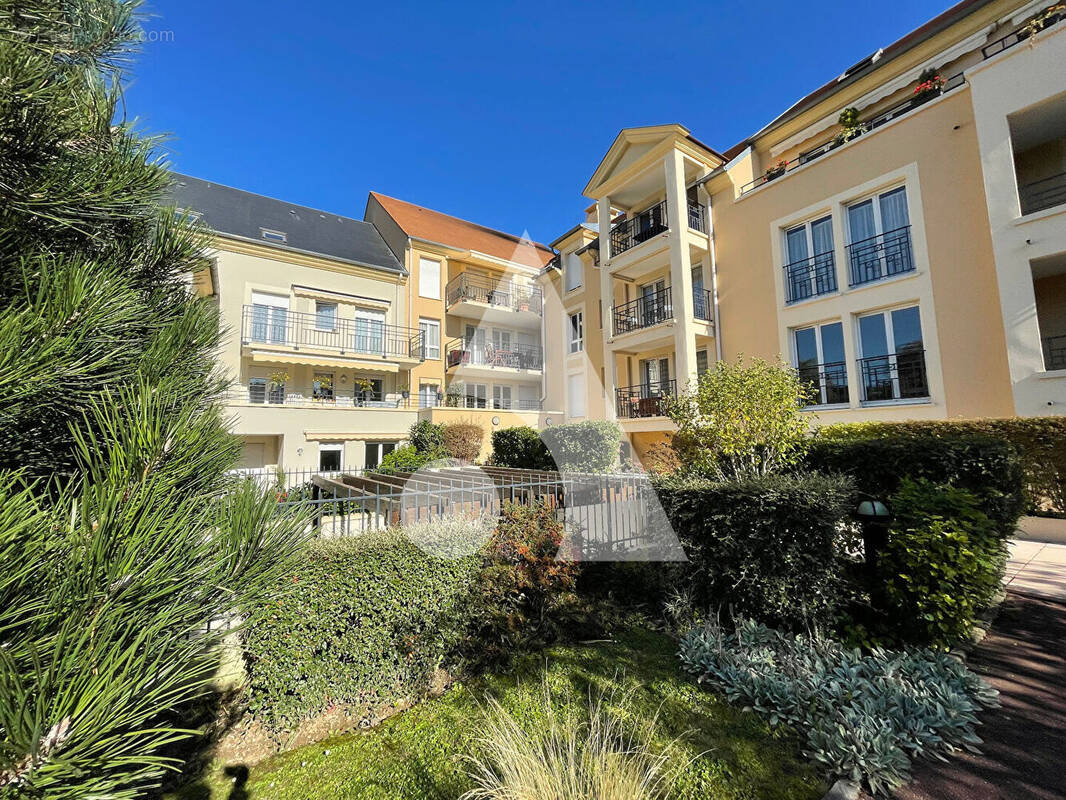 Appartement à L'ISLE-ADAM