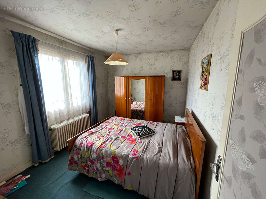 Maison à VILLEMANDEUR