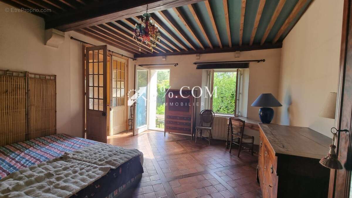 Maison à MIRABEL-AUX-BARONNIES