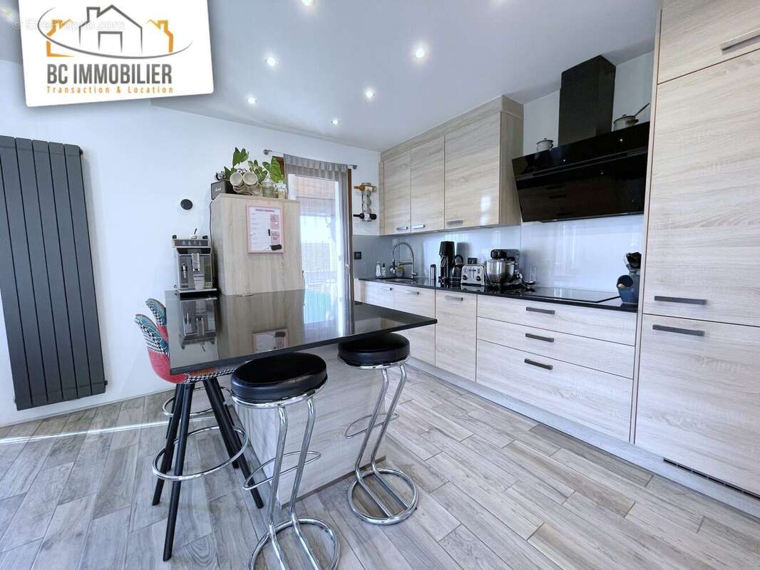 Appartement à PREVESSIN-MOENS