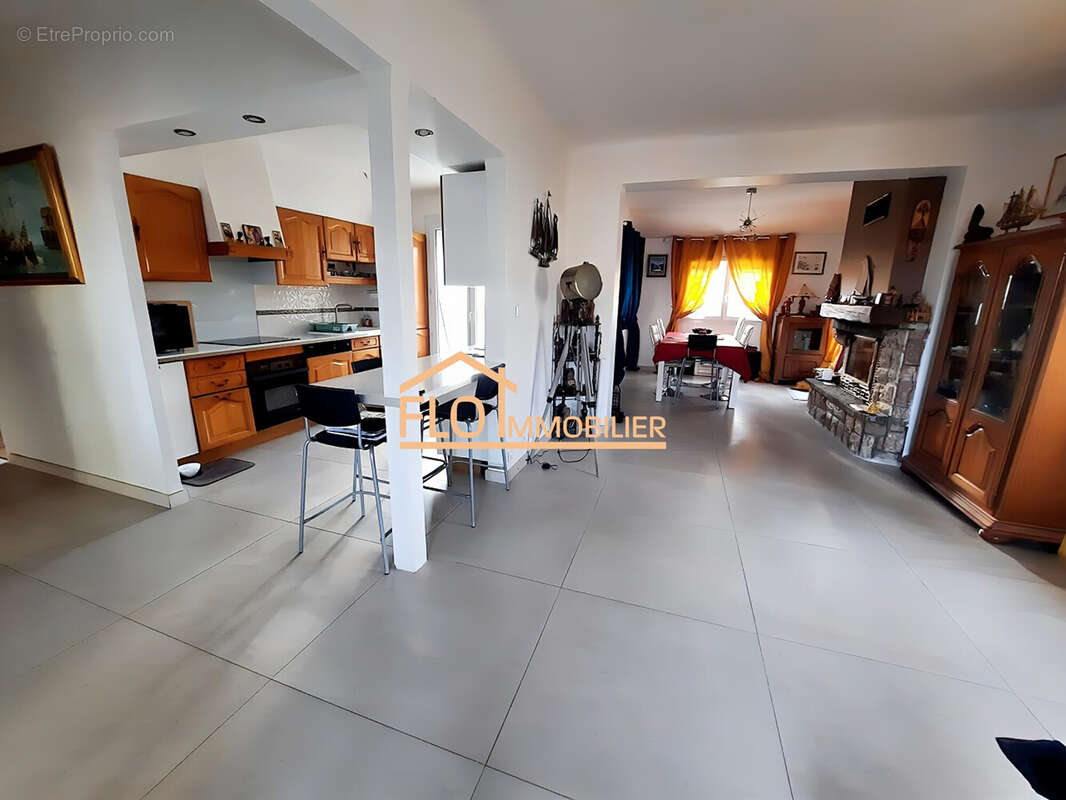 Maison 158 m² à Agde  - photo 4
