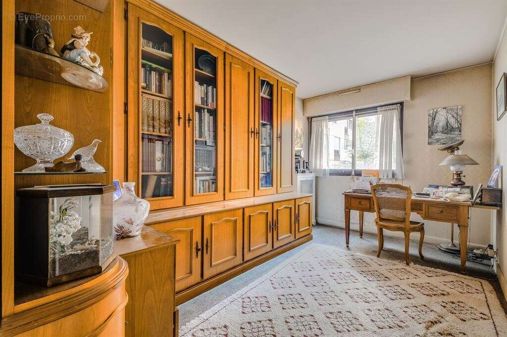 Appartement à PARIS-20E