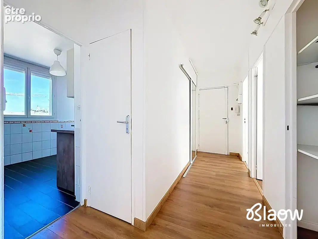 Appartement 4 pièces 65 m² à vendre à Meyzieu (69330) - photo 4
