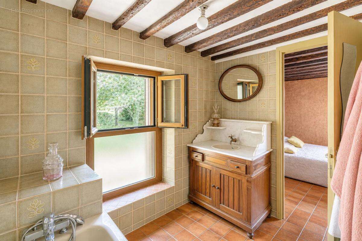 À vendre – Maison familiale - photo 9