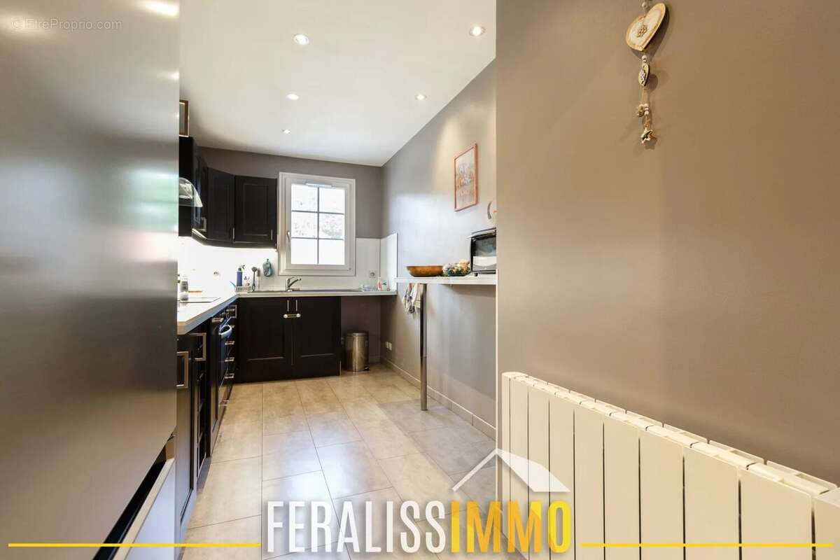 Appartement à VAUX-SUR-SEINE