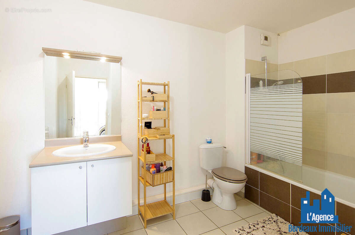 Appartement à BEGLES