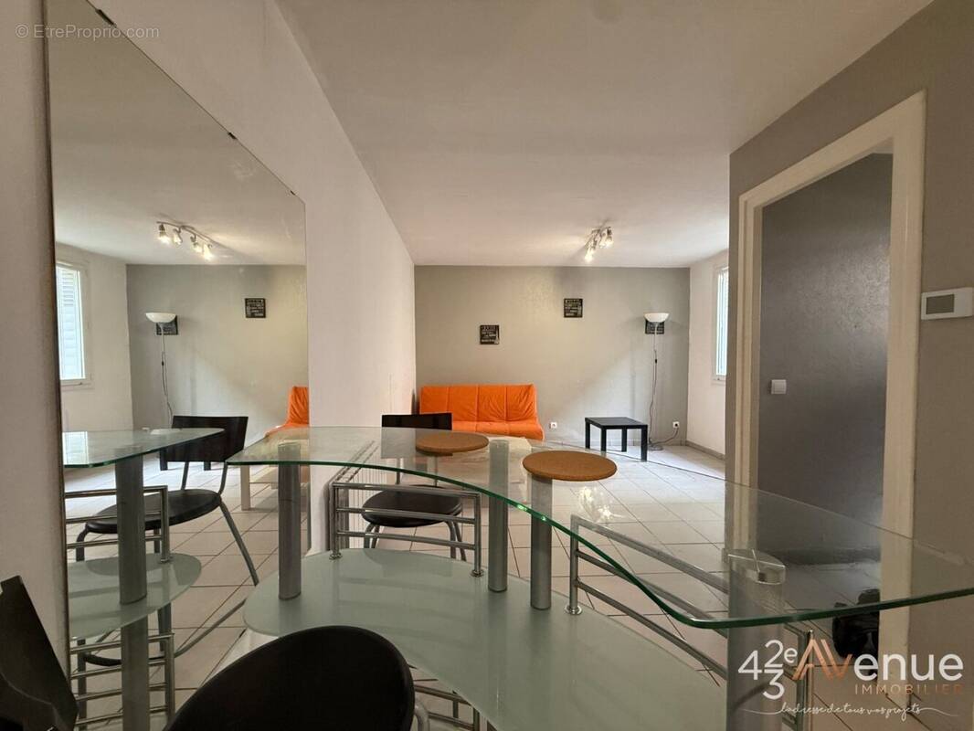 Appartement à SAINT-ETIENNE