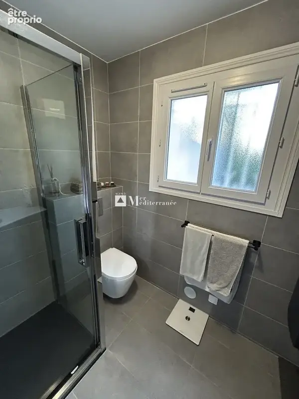 EN EXCLUSIVITÉ - Aux Issambres : Villa rénovée avec piscine, proche de la plage - Possibilité d’agrandissement - photo 19