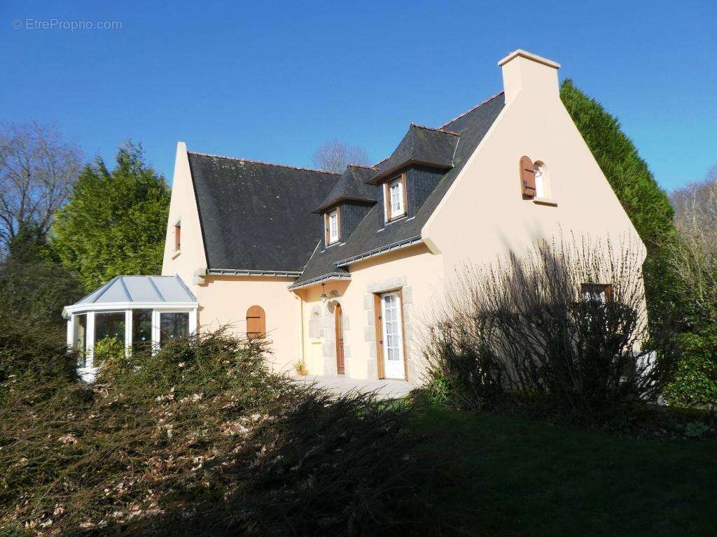 Maison à SAINT-CARADEC-TREGOMEL
