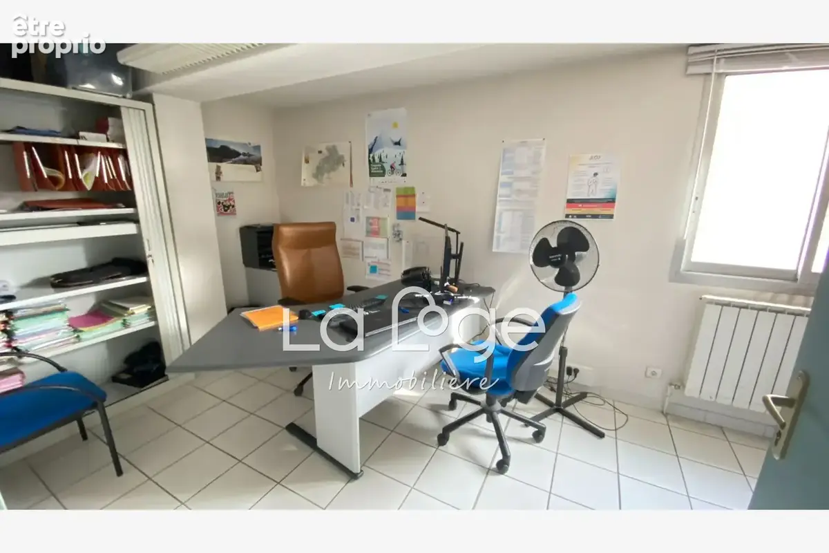 Commerce 378 m² à vendre à Gap (05000) - photo 9