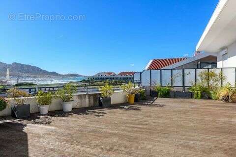 Appartement à MARSEILLE