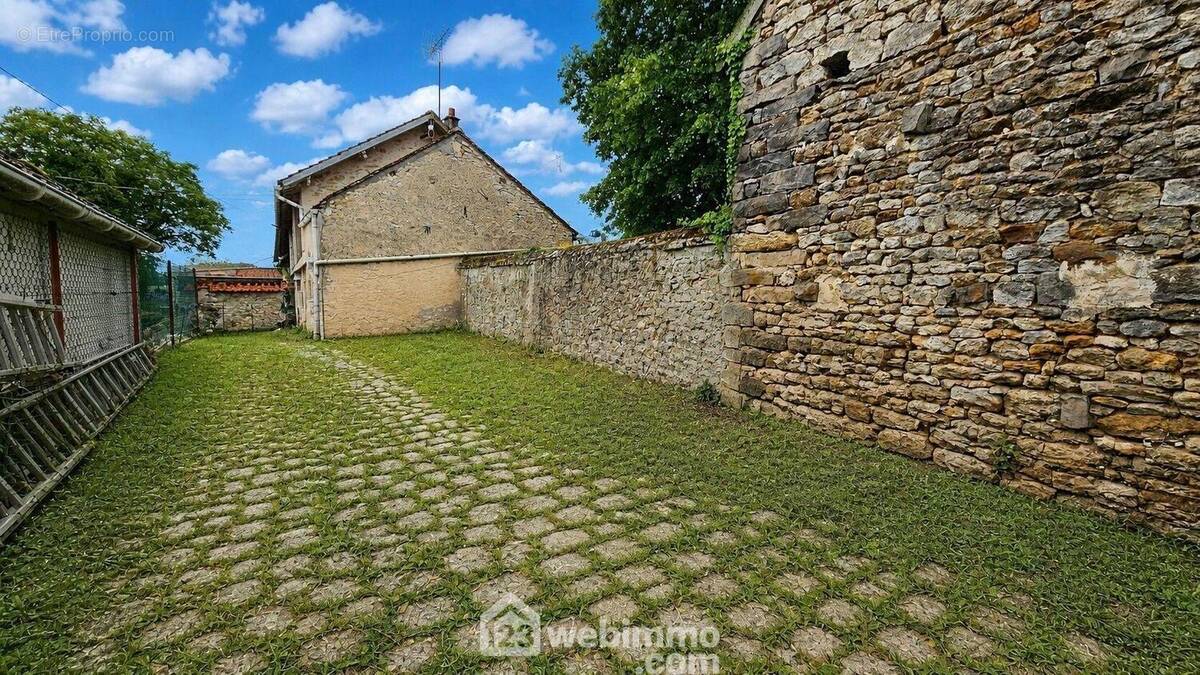 Un jardin clos et sans vis à vis! - Maison à MILLY-LA-FORET
