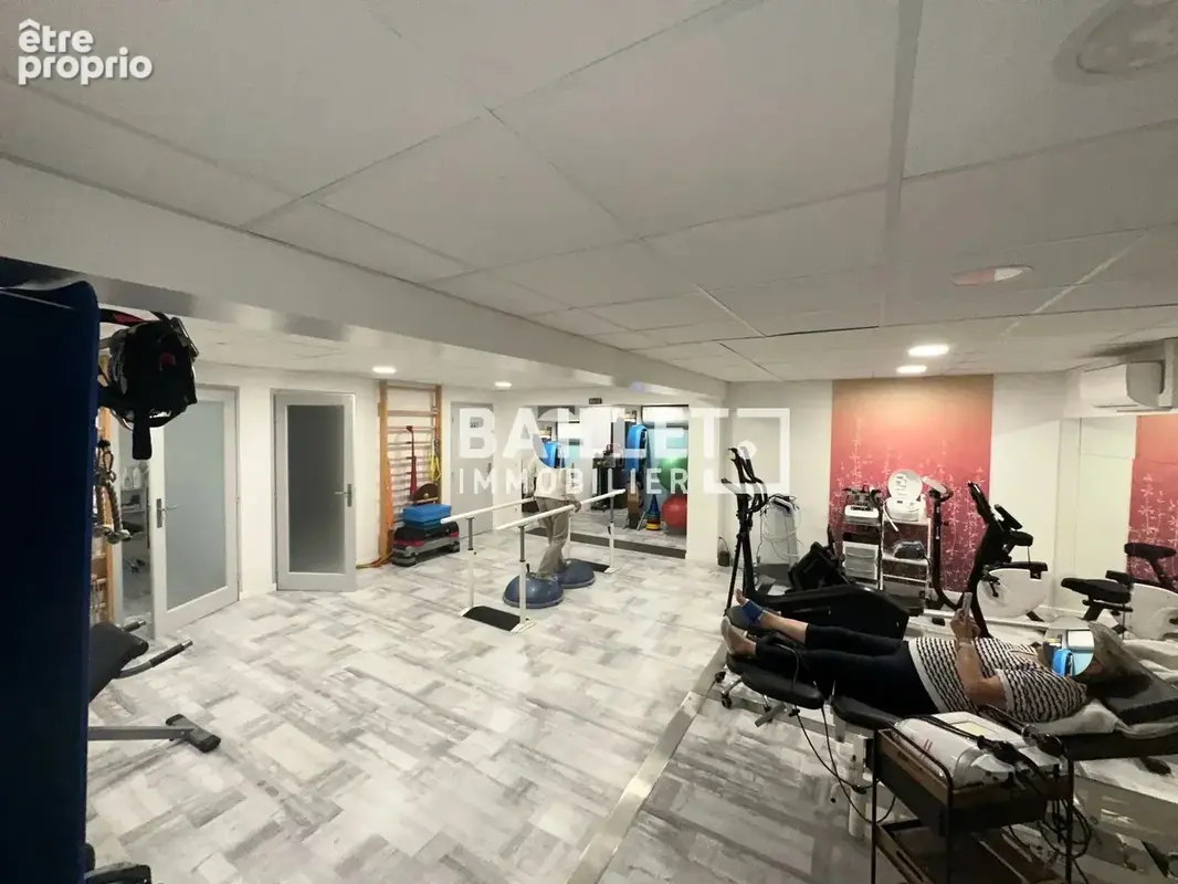 Antibes – bureau de 109 m² à vendre – proche port vauban - photo 7