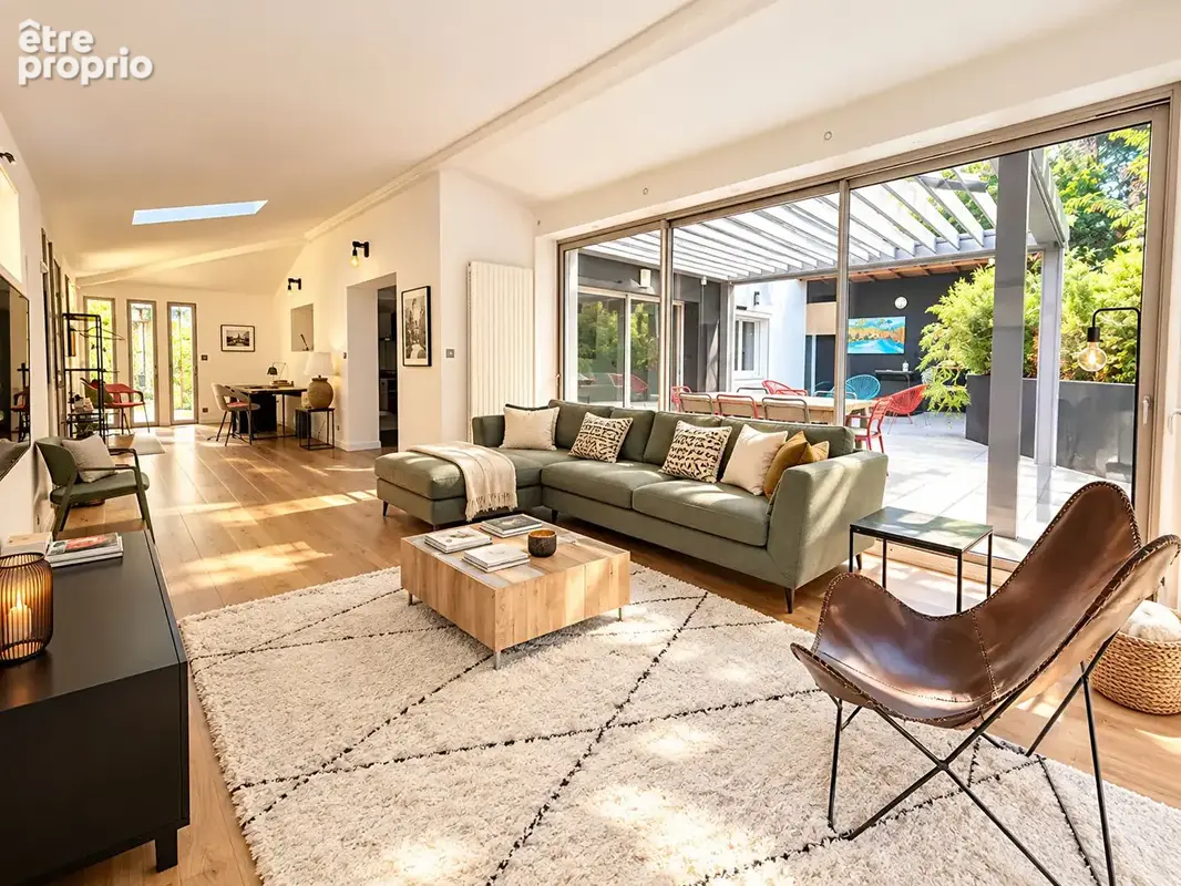 Arcachon - T4 Pereire + 220 m² Jardin - photo 2