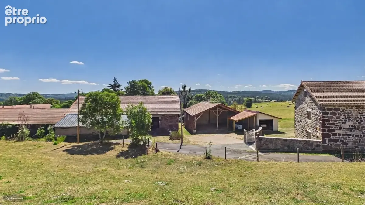 Photo Maison à Coucouron au prix de 298 000€