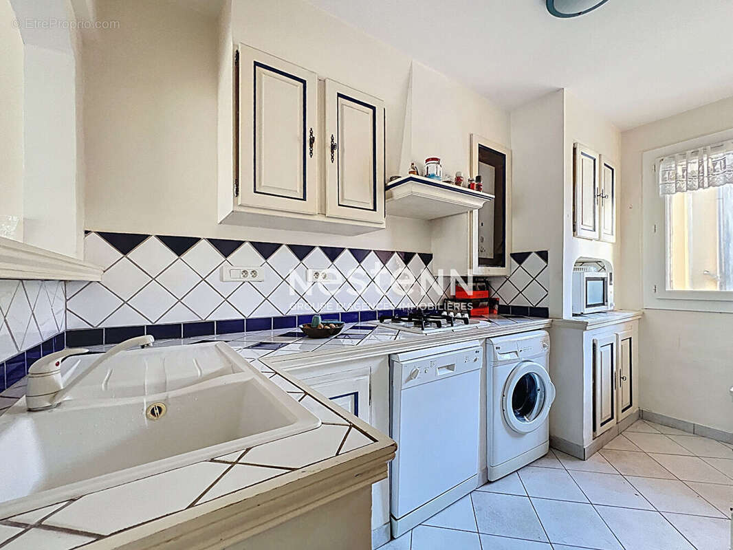 Appartement à VALLAURIS