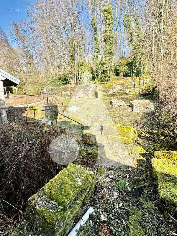 Appartement à DARNEY