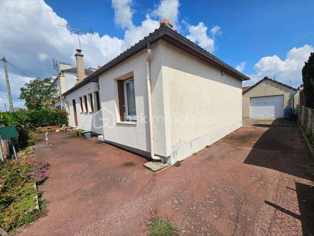 Maison à SULLY-SUR-LOIRE