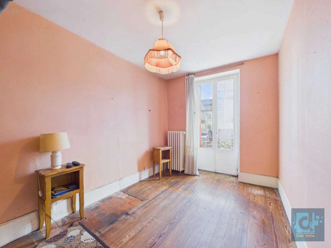 En exclusivité à SAULIEU, maison de ville avec jardin - photo 8